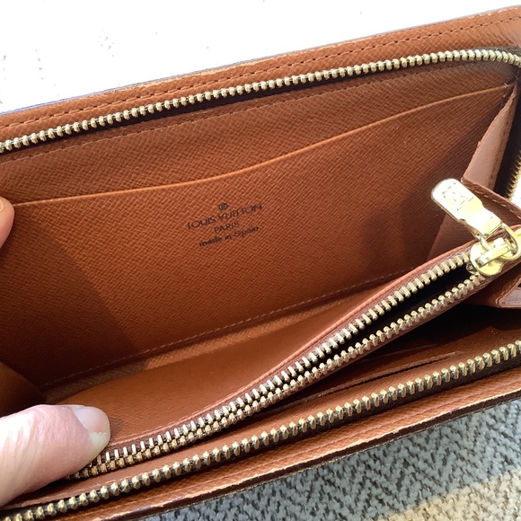 LOUIS VUITTON ZIPPY WALLET MONOGRAM CANVAS ZIPPER WALLET - Picture 12 of 17